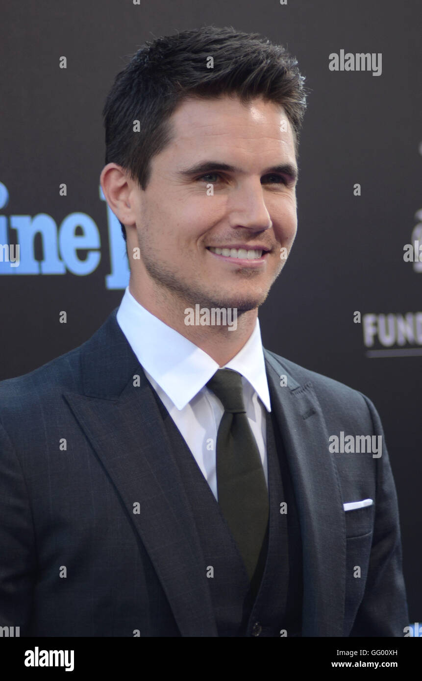 Hollywood, CA, USA. 1st Aug, 2016. Robbie Amell. World premiere of ...