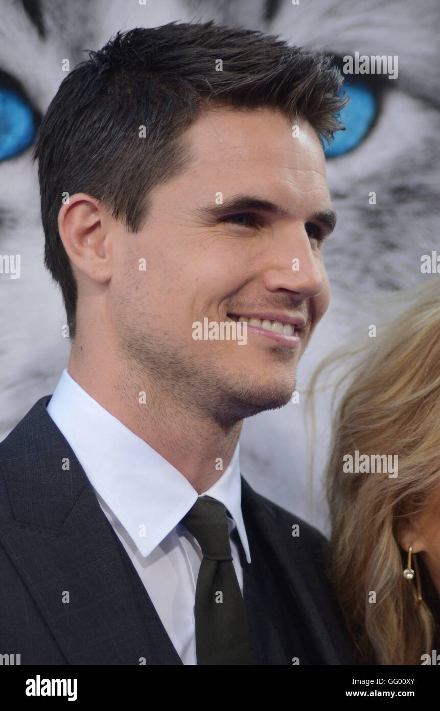 Hollywood, CA, USA. 1st Aug, 2016. Robbie Amell. World premiere of ...