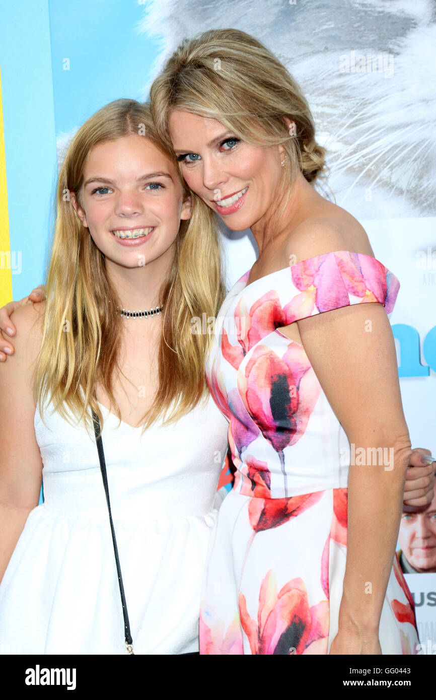 HOLLYWOOD, CA AUGUST 01 Catherine Rose Young, Cheryl Hines at the HOLLYWOOD, CA AUGUST 01 Catherine Rose Young, Cheryl Hines at the