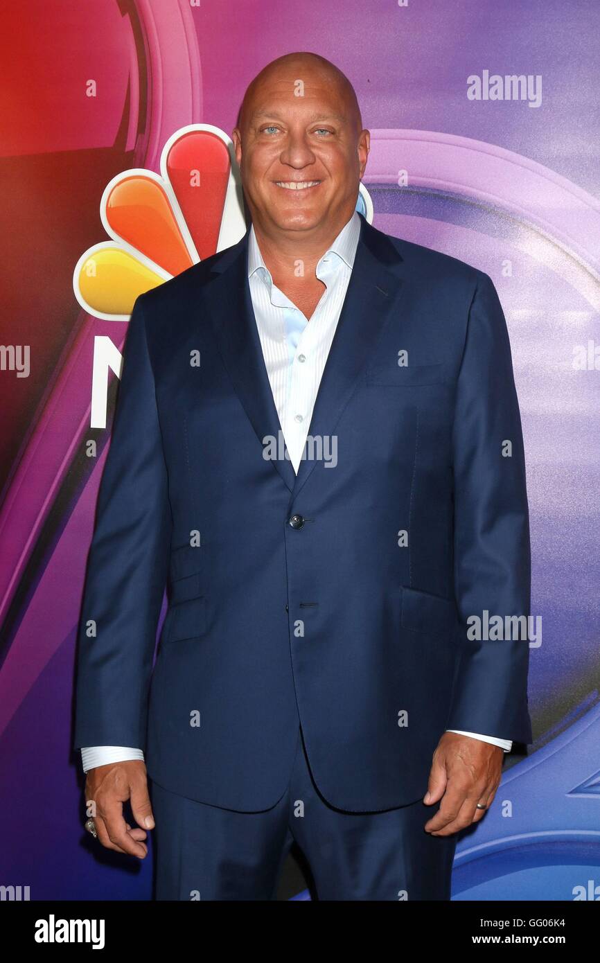 Steve wilkos hi-res stock photography and images - Alamy