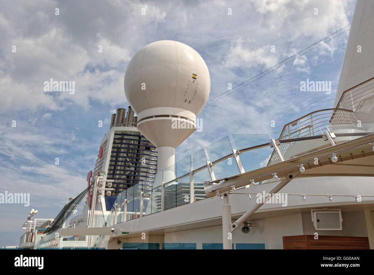 Page 14 - Tui Ship High Resolution Stock Photography and Images - Alamy