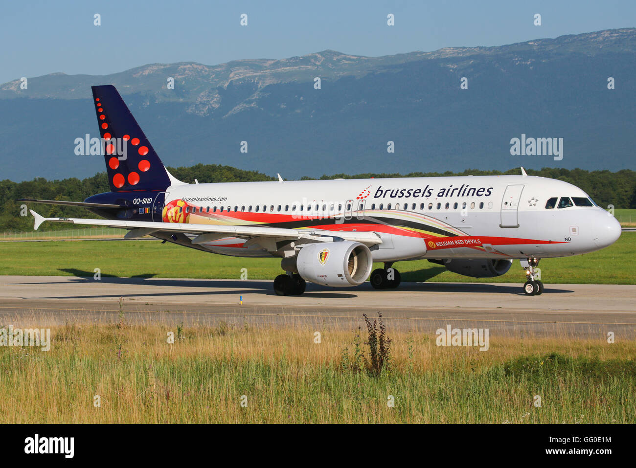 Genf/Switzerland August 23, 2015: A320 from Brussel Airways with 'Belgian Red Devils' colours at Genf Airport. Stock Photo