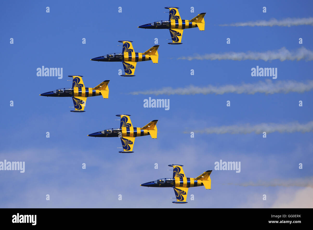 Jet aerobatic team hi-res stock photography and images - Alamy