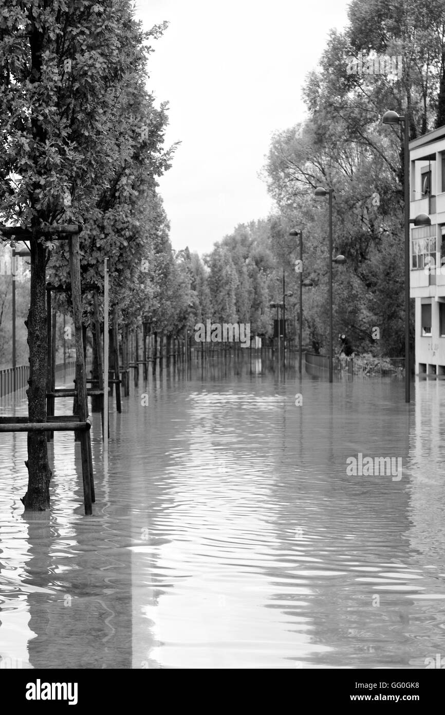 Exceptional flood in pordenone in November 2010 - Pordenone alluvione Novembre 2010 -  Massimiliano Scarpa photographer Stock Photo