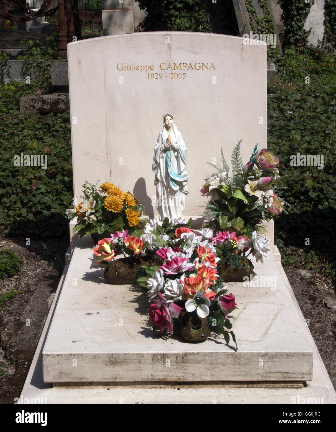 Giuseppe Campagna grave at Pere Lachaise Cemetery in Paris France Stock Photo