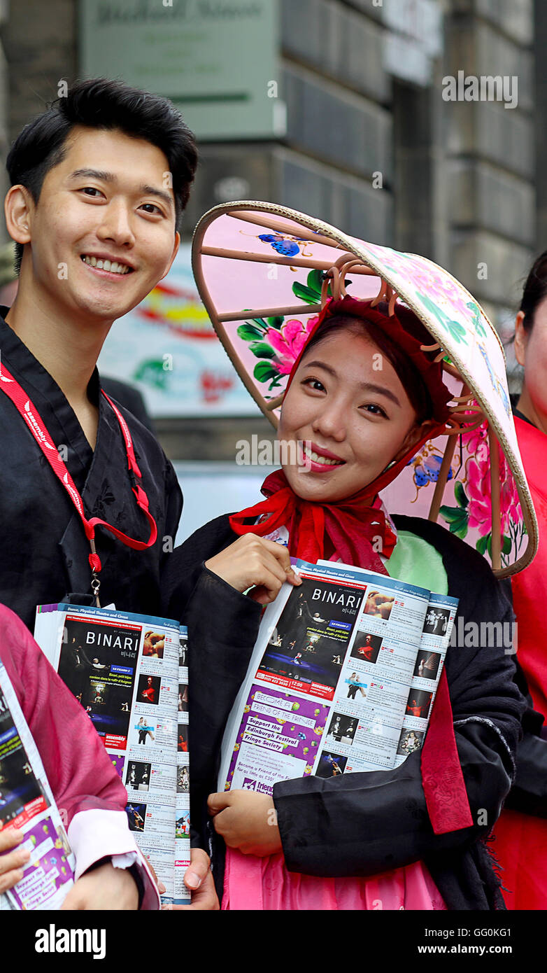 Korean actors hi-res stock photography and images - Alamy