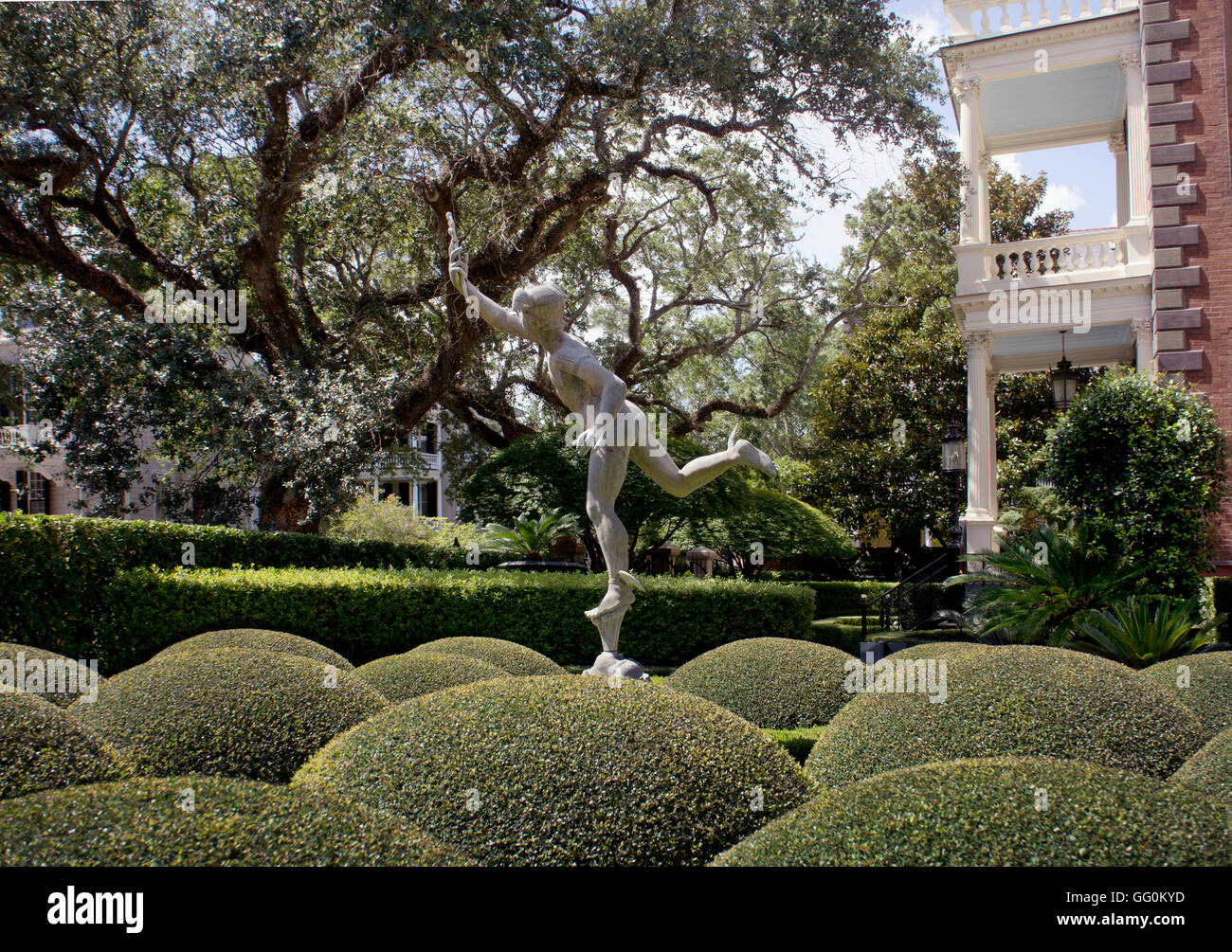 Charleston house garden hi-res stock photography and images - Alamy