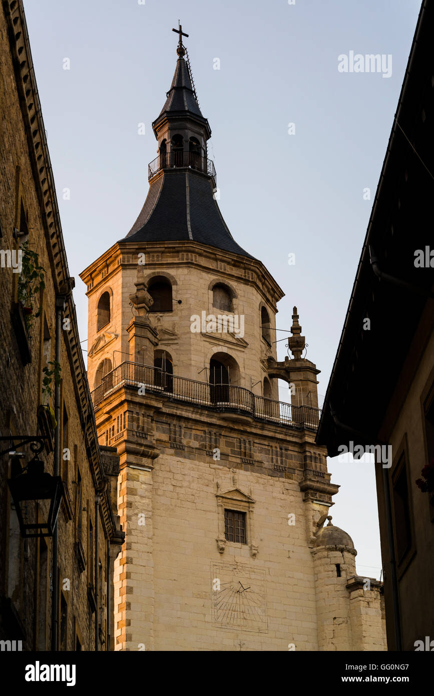 Cathedral of Santa Maria or Old Cathedral is a 14th-century Gothic building with a 17th-century tower, Vitoria-Gasteiz, capital  Stock Photo