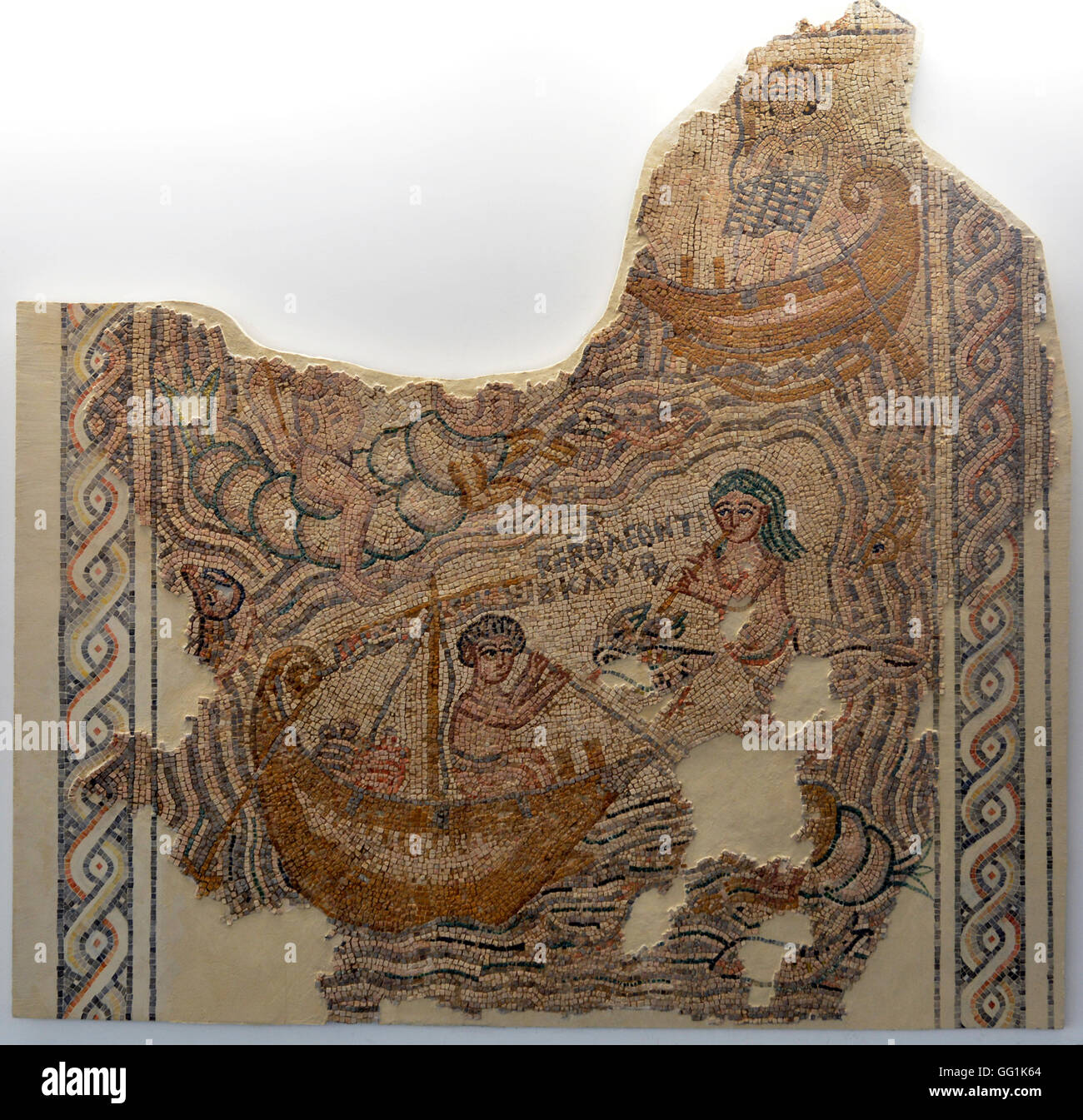 5909. DETAIL OF A MOSAIC FLOOR FROM BETH SHEAN  (BETH  LEONTHIS) DATING FROM THE 5TH. C. AD.  THE DETAIL SHOWS SCENES FROM A BOA Stock Photo