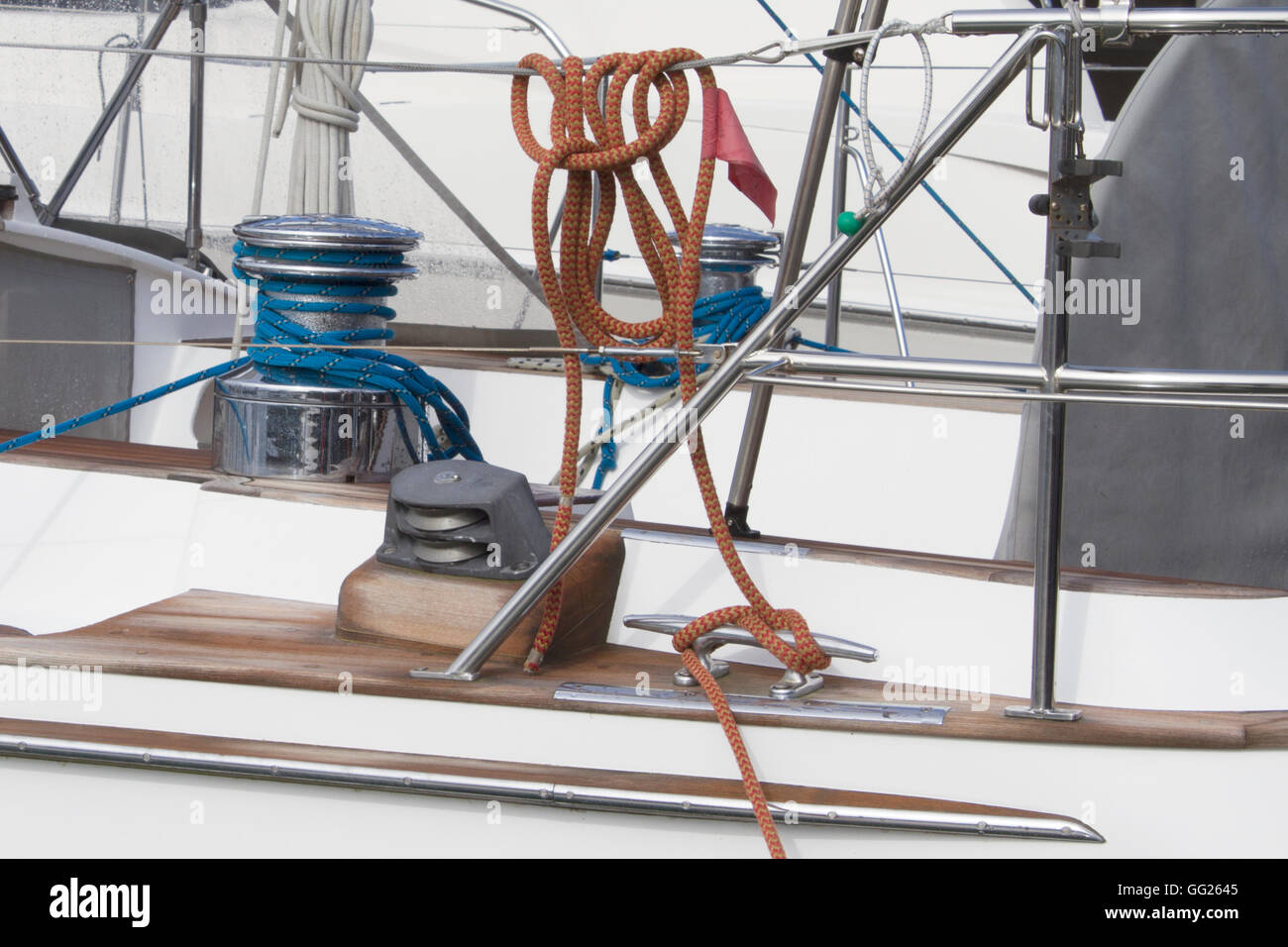 Yacht mooring hires stock photography and images Alamy