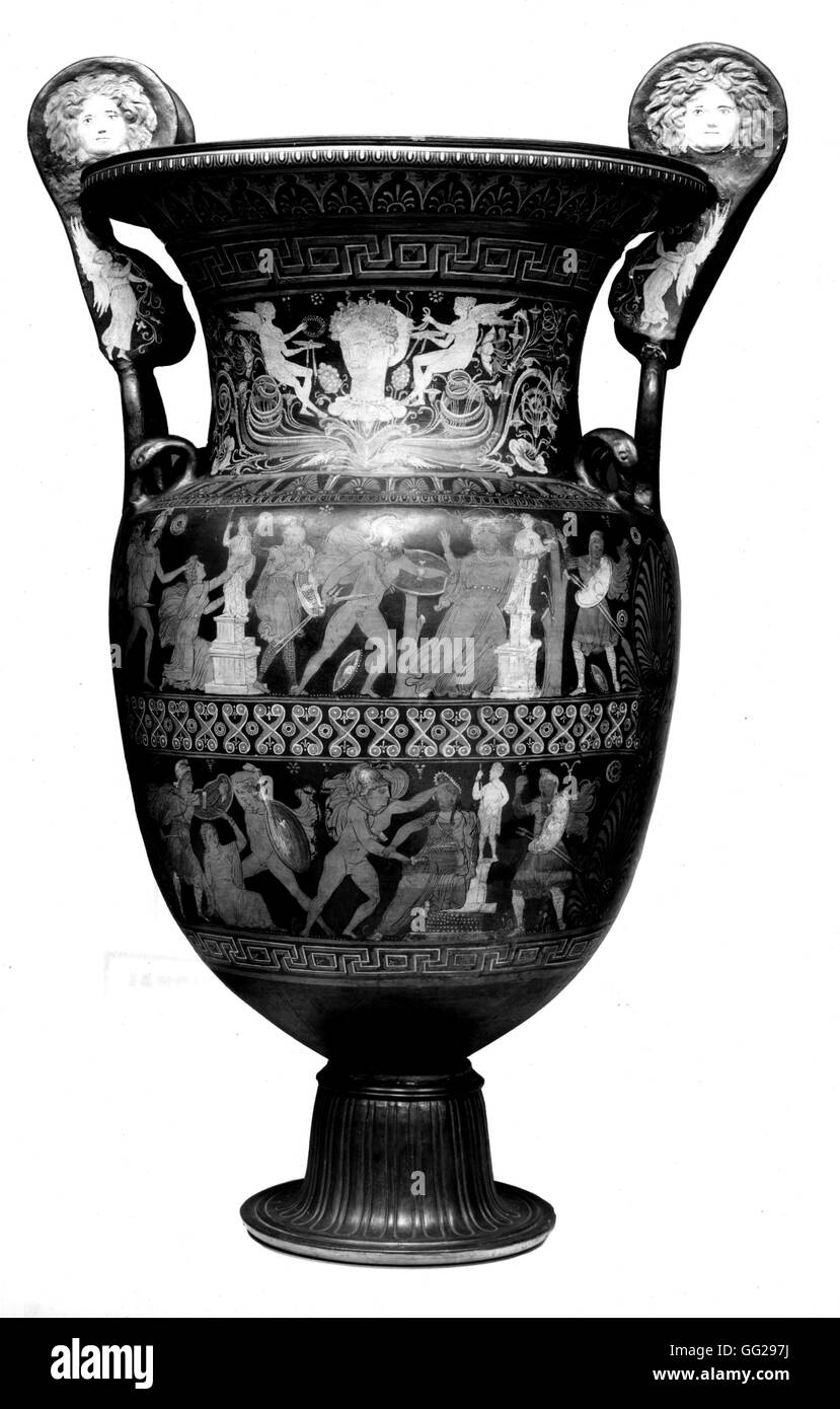 Vase depicting fighting scenes Antiquity ancient Greece Stock Photo