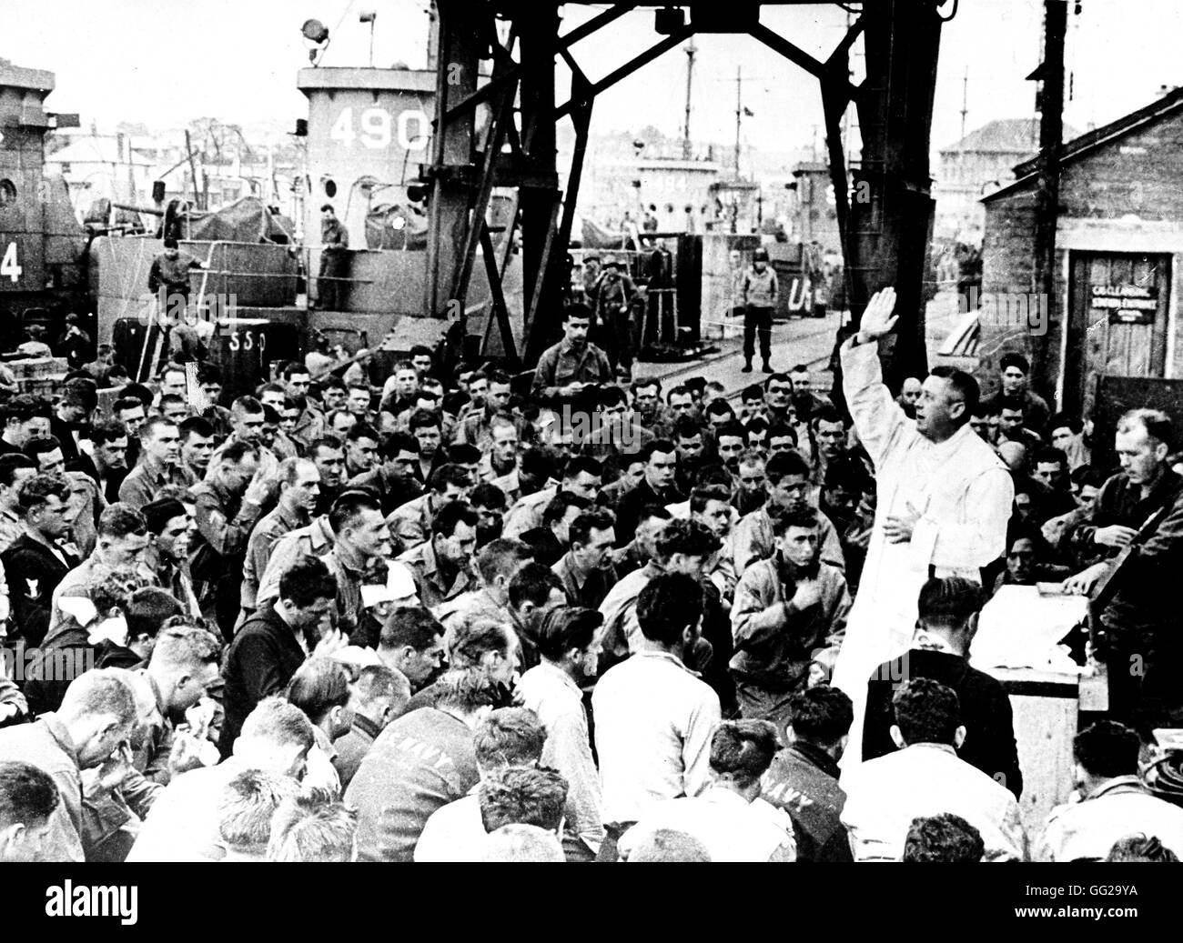 Liberation of France: Celebration of a Mass before the Normandy landings, France June 6, 1944 France, Second World War war National archives, Washington Stock Photo