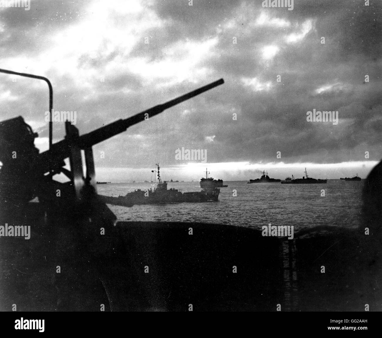 The Pacific War: American forces in Okinawa 1945 Japan - World War II Washington. National archives Stock Photo