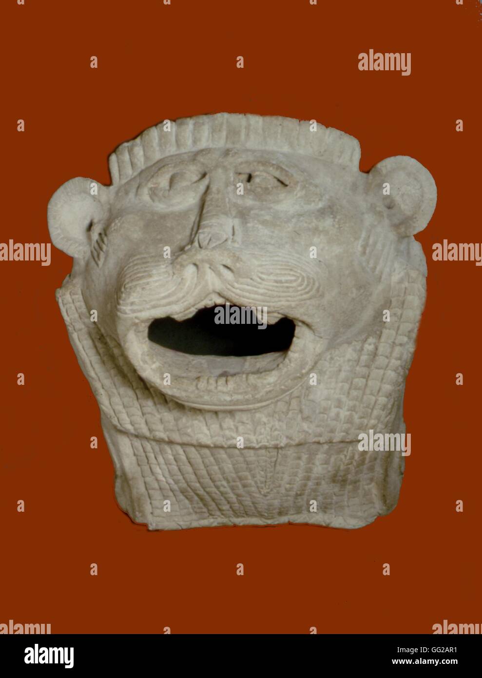 Babylon, Lion-headed mask 2000 B.C. Mesopotamia Glasgow, The Burrell collection Stock Photo