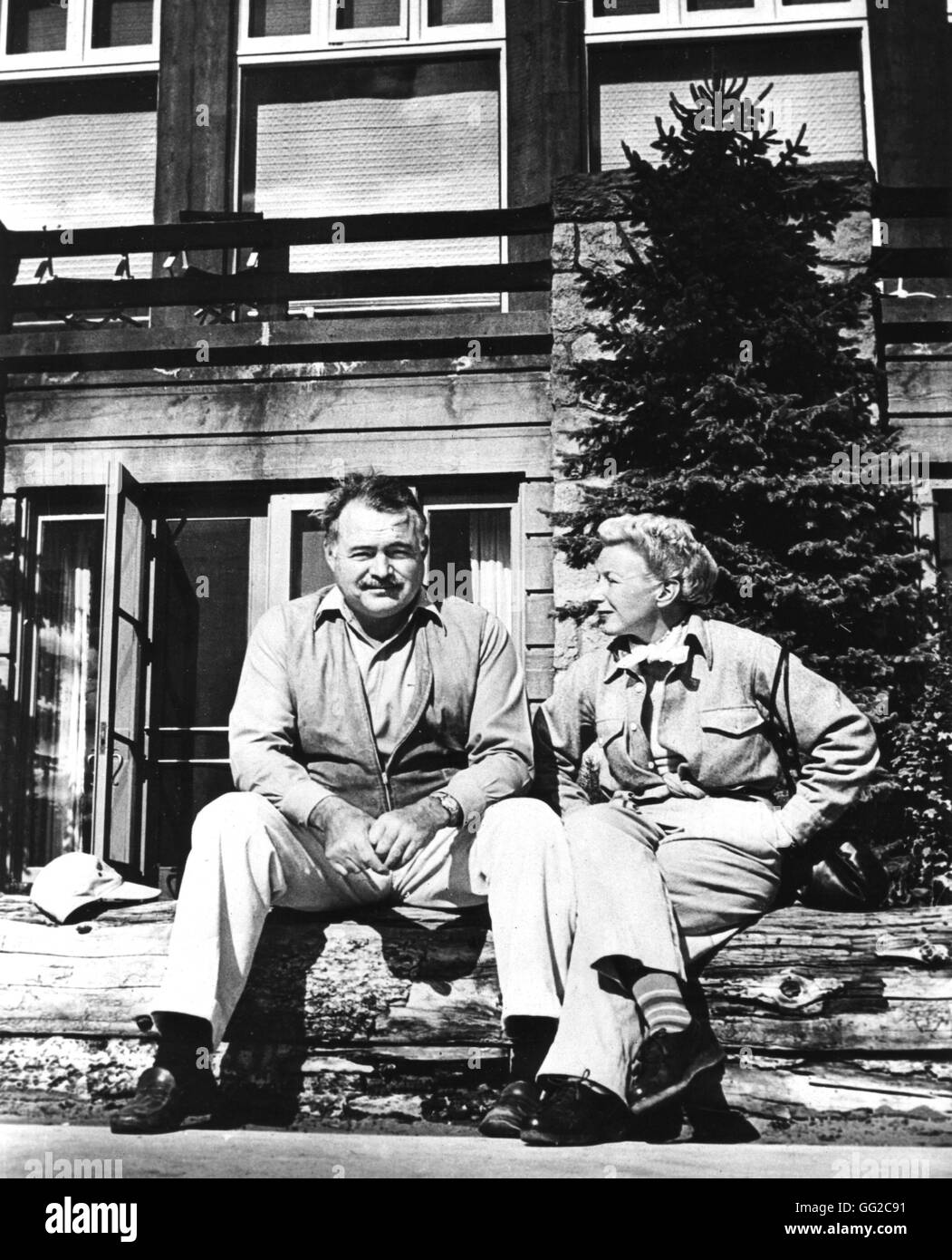 Ernest Hemingway (1899-1961) and his wife Mary Welch 20th century United States Stock Photo