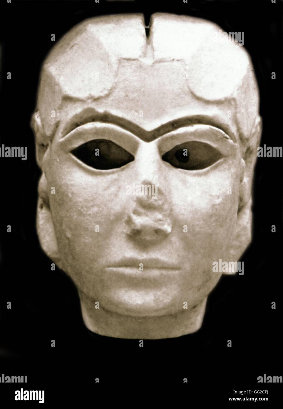 Woman's head from Uruk Antiquity Mesopotamia Iraq, Baghdad museum Stock Photo