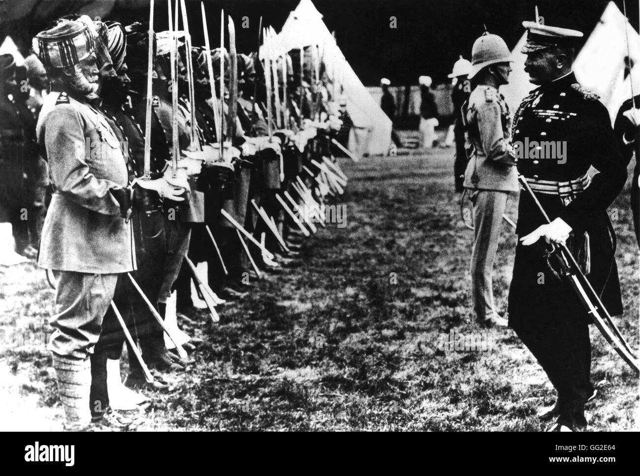 Kitchener inspecting the Indian troops England, World War I Stock Photo