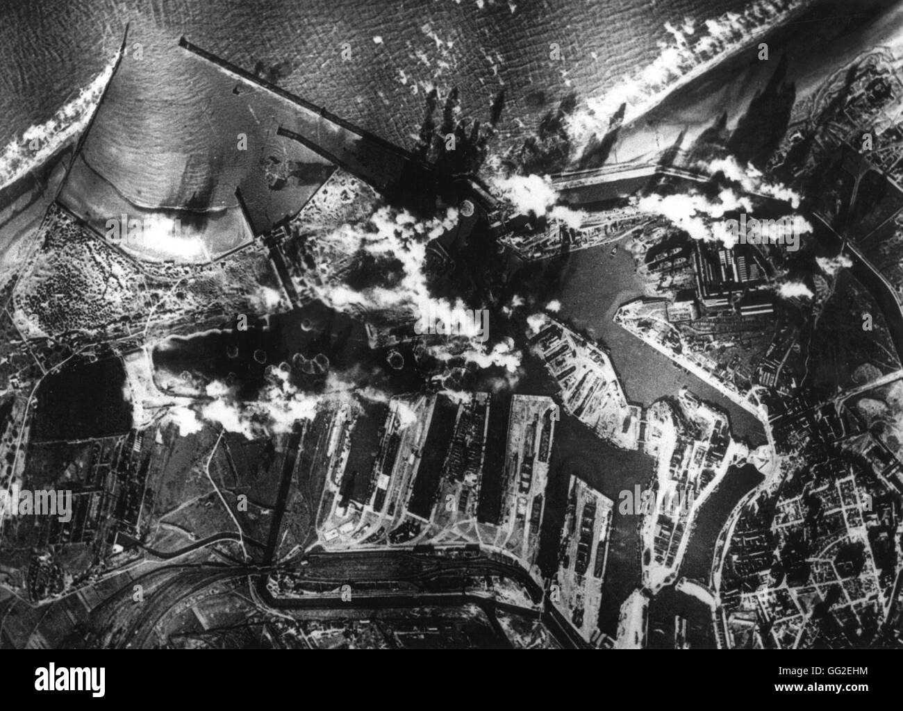 American planes bombing Dunkirk 1940 France - World War II Washington, National archives Stock Photo