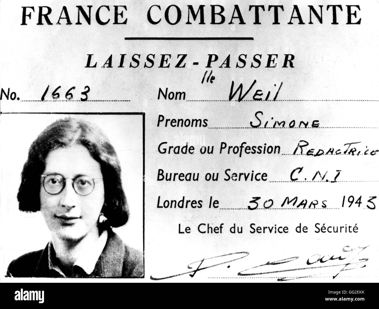 Simone Weil's pass (1909-1943) , when she used to work for the French resistance 1943 England - World War II Private collection Stock Photo