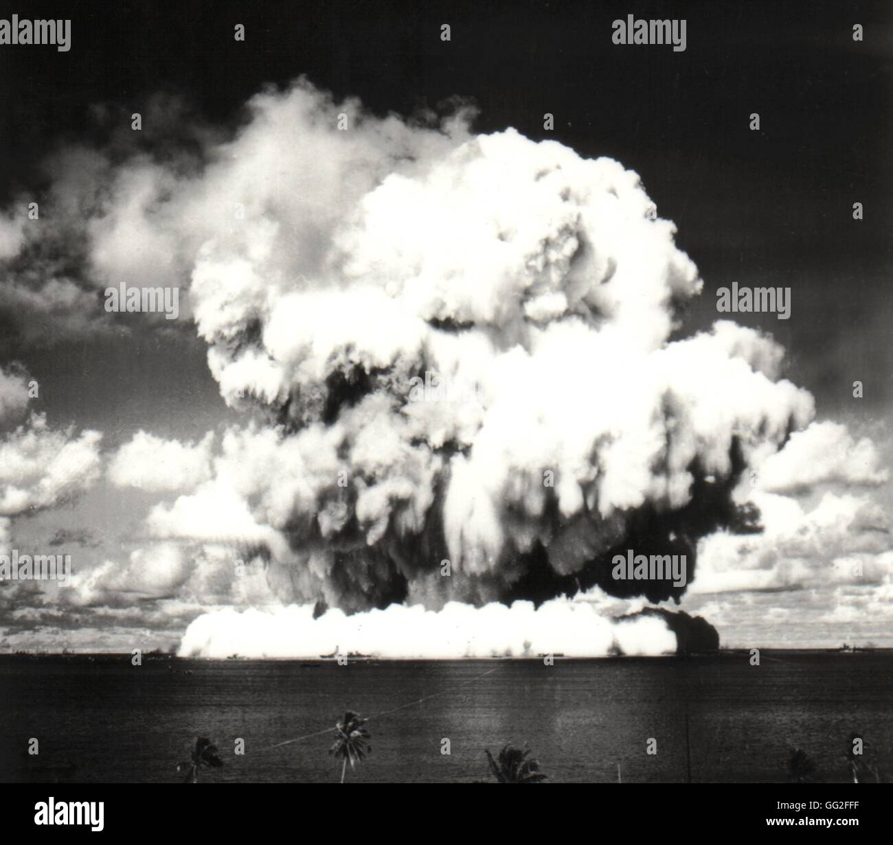 Nuclear Explosion Bikini Stock Photos & Nuclear Explosion Bikini ...