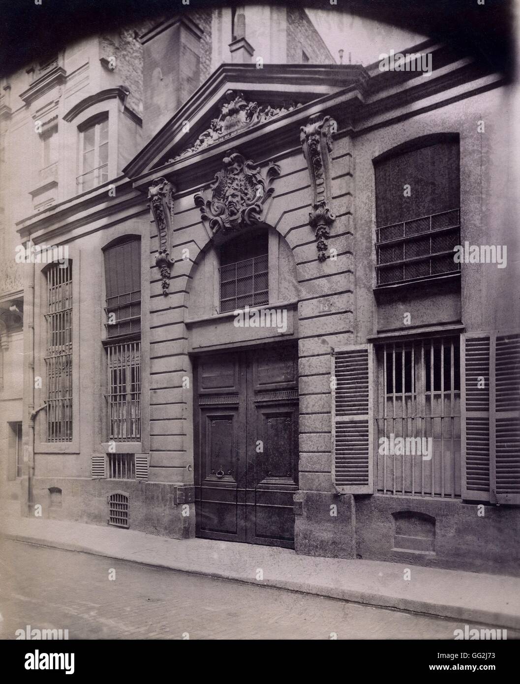Eugène Atget Door, 13 rue du Regard in the 6th arrondissement of Paris c.1900 Albumen print after glass-plate negative (21.4 x 17.2 cm) Private collection Stock Photo