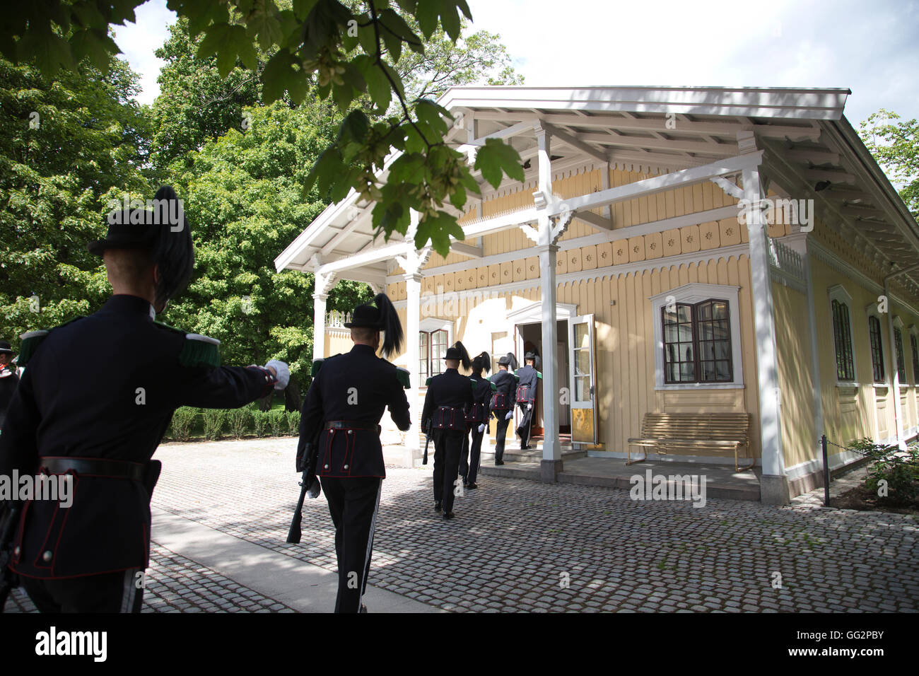 Changing of the Royal Guards at The Royal Palace, official residence of the present Norwegian monarch King Harald, Oslo, Norway Stock Photo