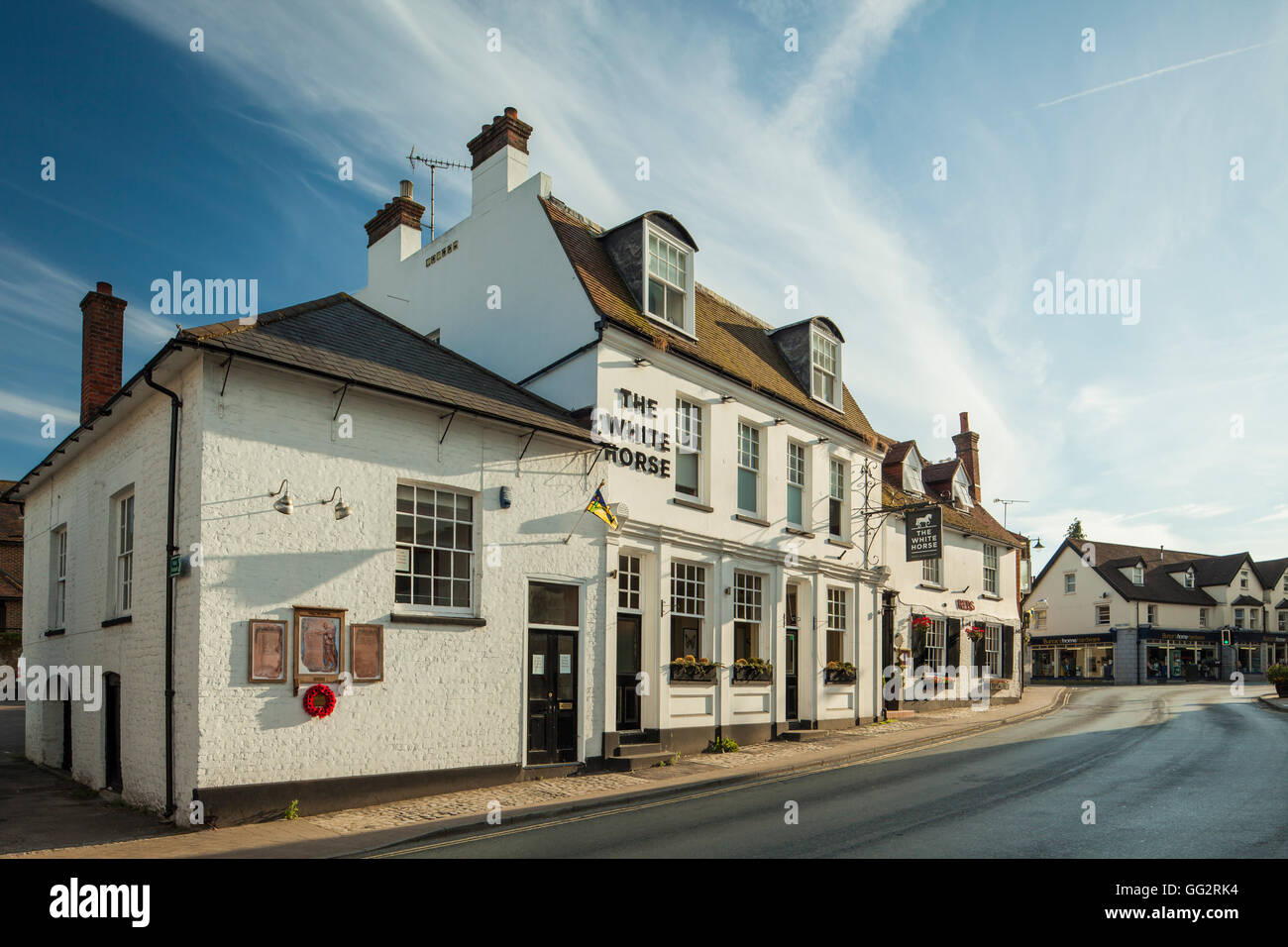 White horse hotel hi res stock photography and images Alamy