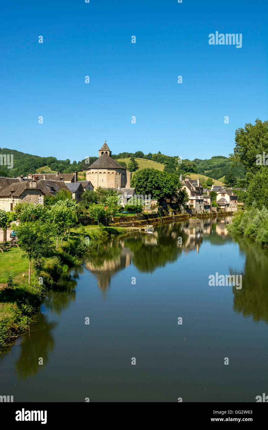 Sainte Eulalie d'Olt on river Lot, labelled Les Plus Beaux Villages de