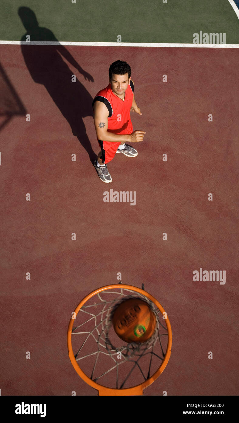 Basketball player gets a shot Stock Photo - Alamy