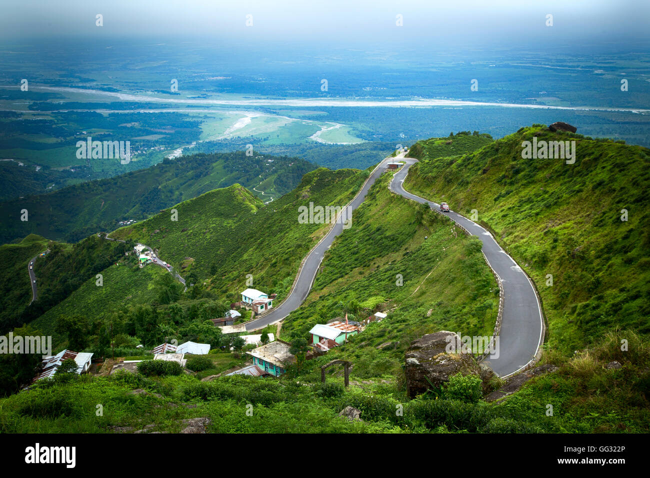 A beautiful place in Darjeeling, west bengal, India. A fantastic landscape. The roads and greenery have made it awesome Stock Photo - Alamy