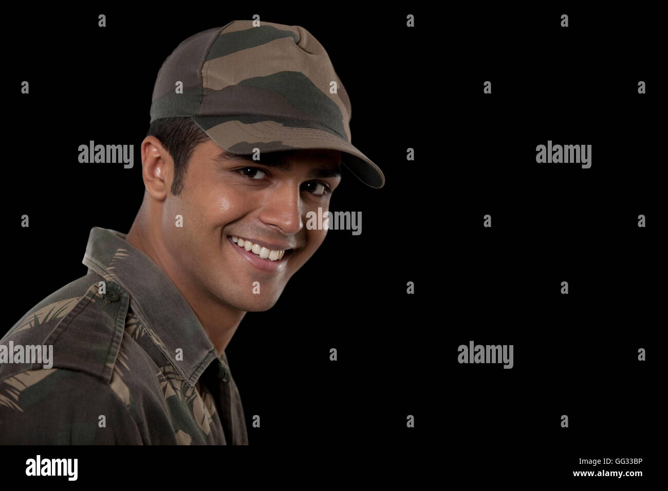 Portrait indian army soldier Cut Out Stock Images & Pictures - Alamy