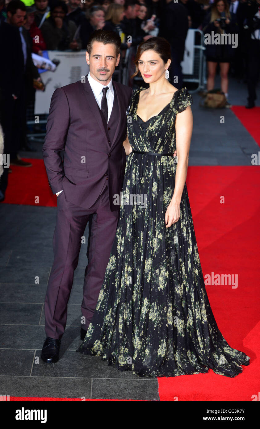 celebritys on the red carpet Stock Photo - Alamy