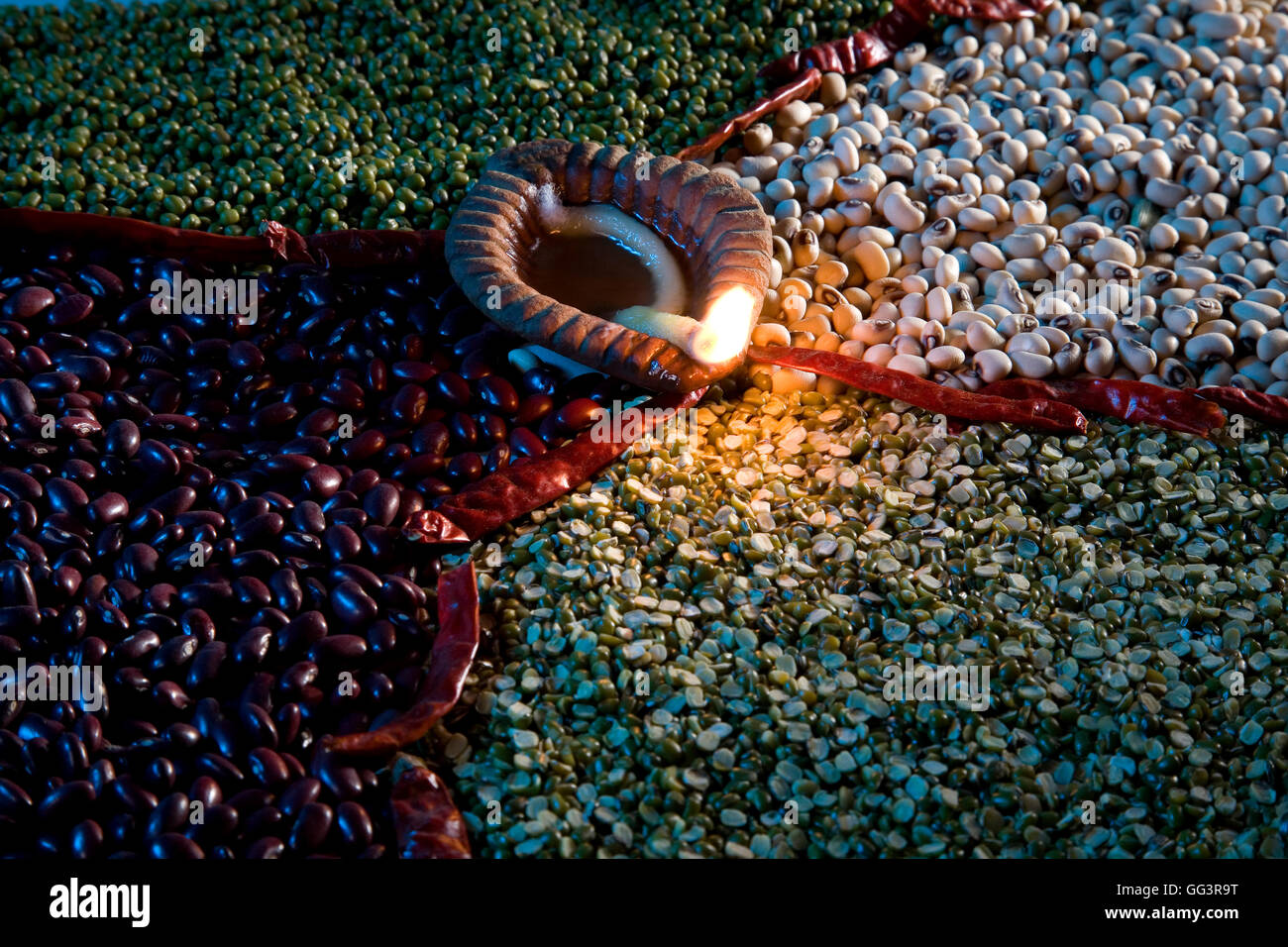 Indian pulses hires stock photography and images Alamy