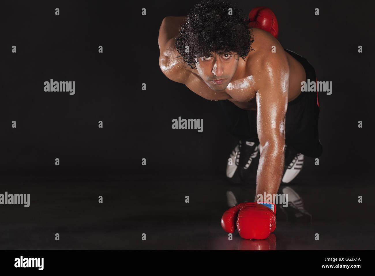 Young boxer doing push ups Stock Photo - Alamy