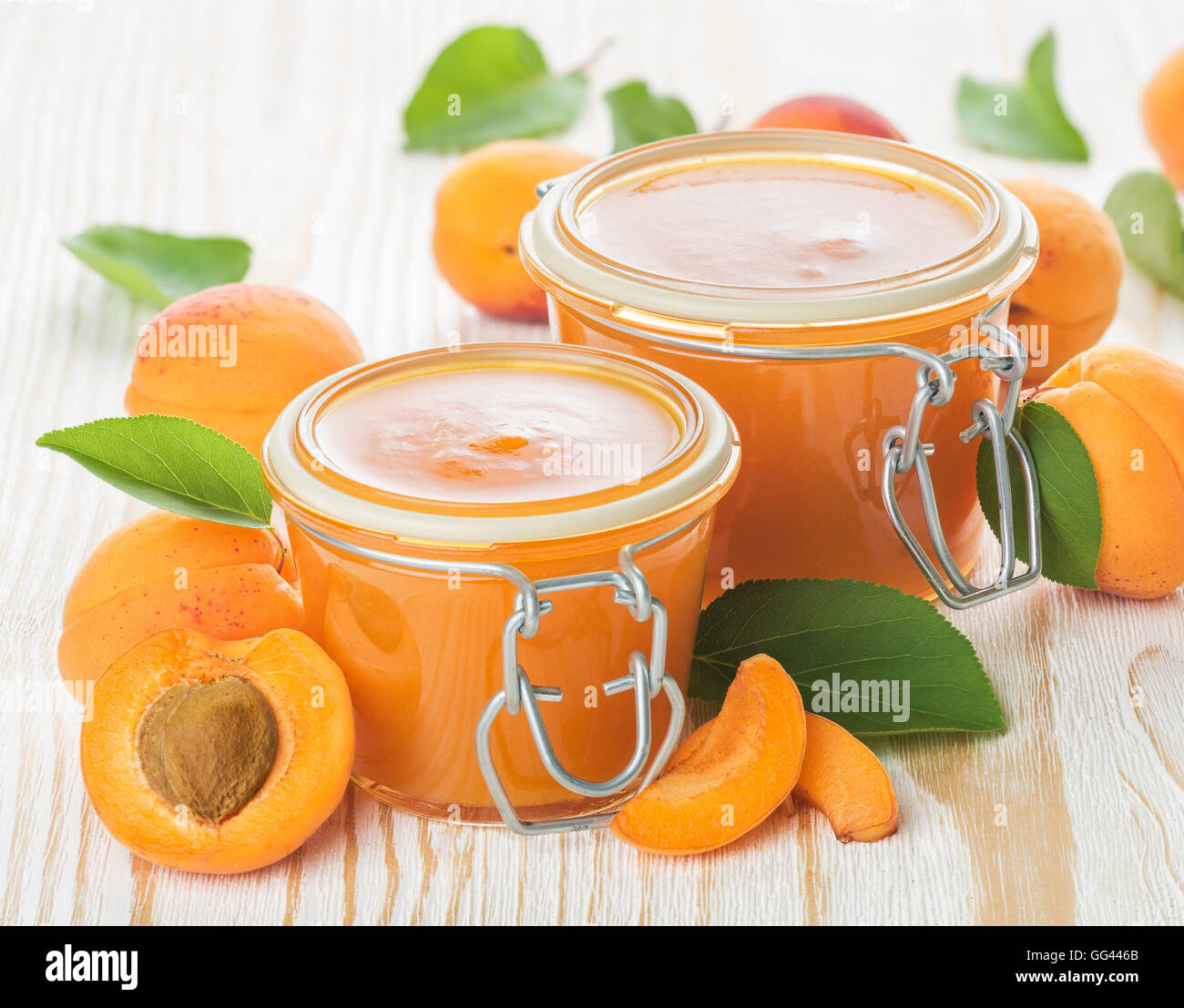 Jars of jam hi-res stock photography and images - Alamy