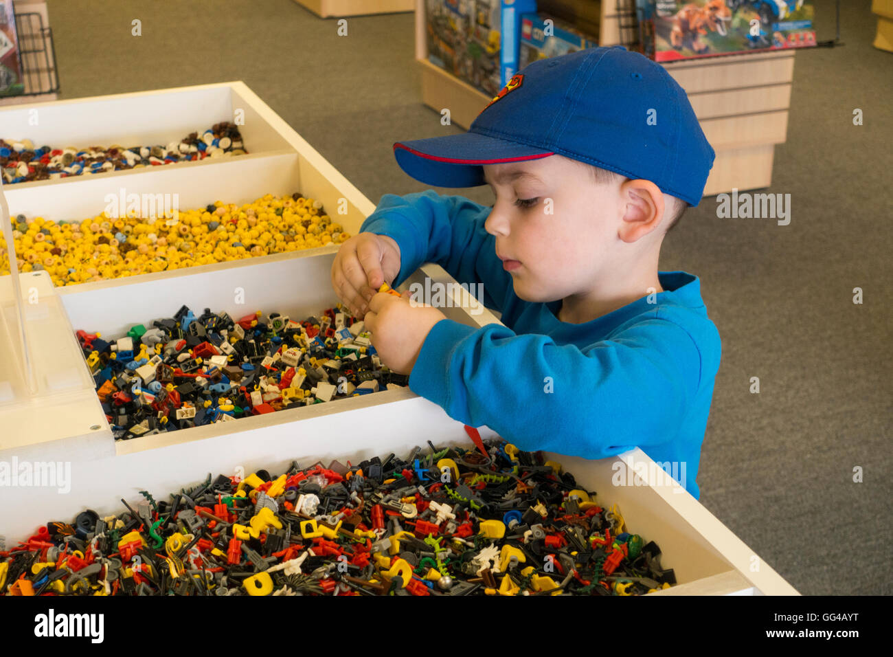 Minifigs hires stock photography and images Alamy
