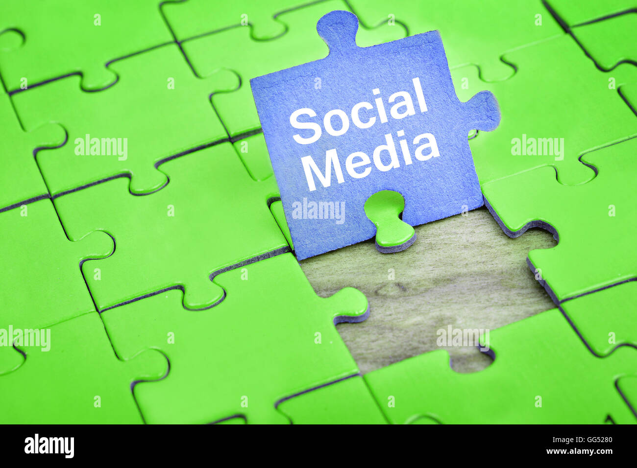 Puzzle pieces with word Social Media Stock Photo Alamy