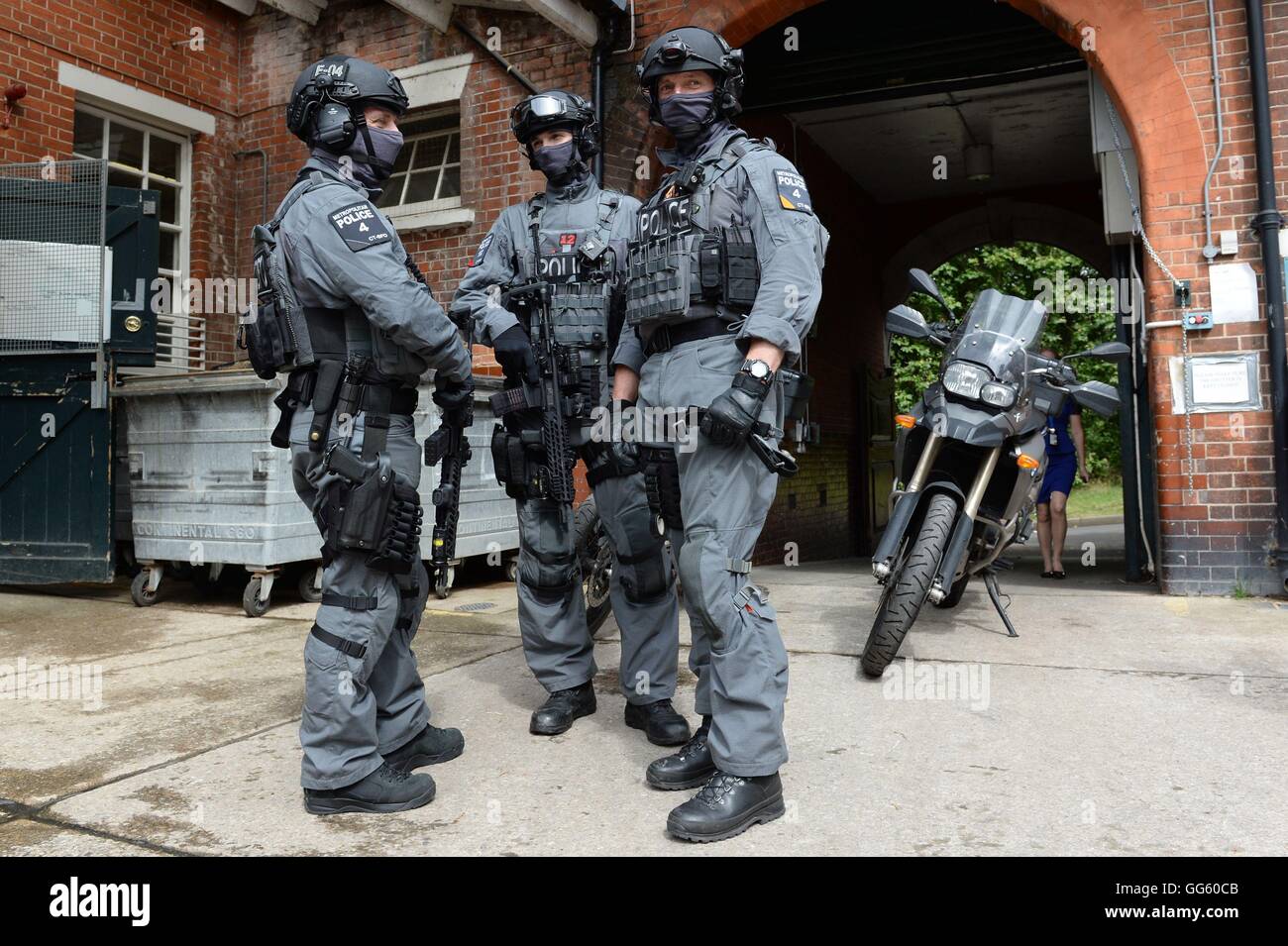 Armed police prepare to deploy from Hyde Park, central London, as Scotland Yard announced that the first of 600 additional armed officers were trained and operationally ready, and unveiled plans to put more marksmen on public patrol. Stock Photo
