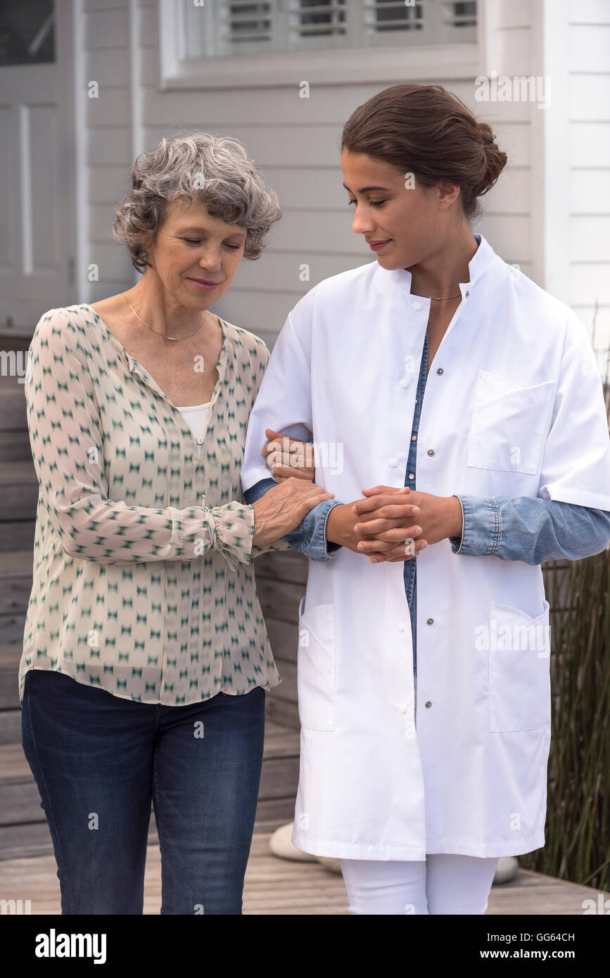 Female nurse in nursing home hi-res stock photography and images - Alamy