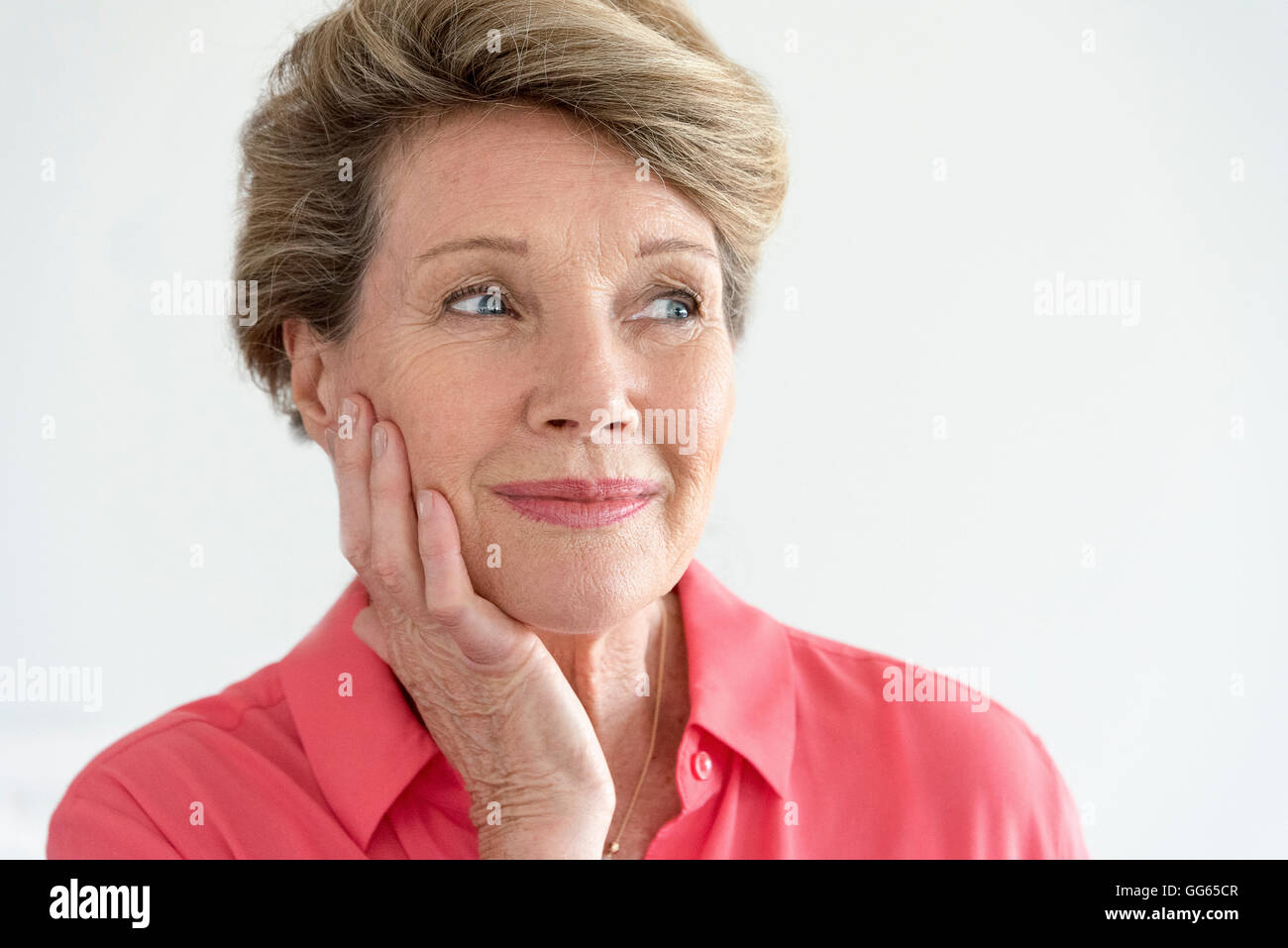 Woman thinking hi-res stock photography and images - Alamy