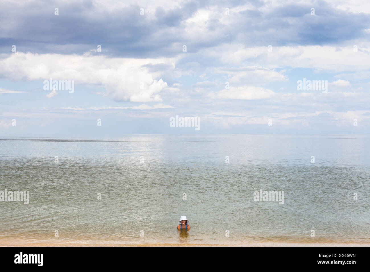 Who is relaxing in Golubitskaya 98 Who is relaxing in Golubitskaya 54