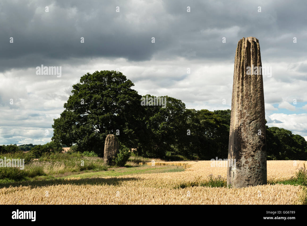 Boroughbridge, North Yorkshire, UK. The Devil's Arrows, an alignment of 3 Neolithic or Bronze Age standing stones (2700 BC) Stock Photo