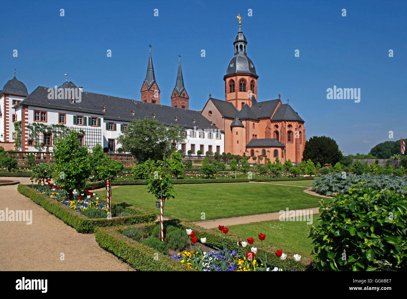 Einhard Basilica Seligenstadt Stock Photo Alamy