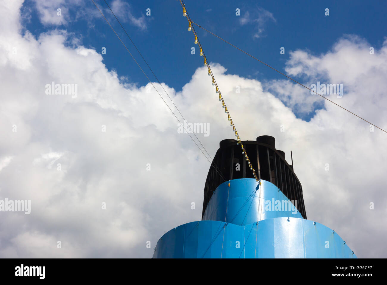 cruise ship funnel Stock Photo Alamy