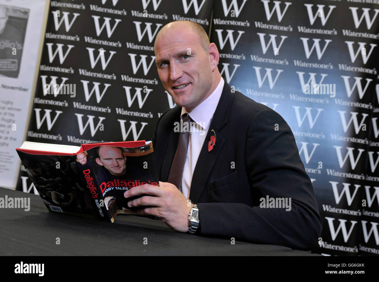 Lawrence Dallaglio's book signing at Waterstones London Wall recounting his times on and off the