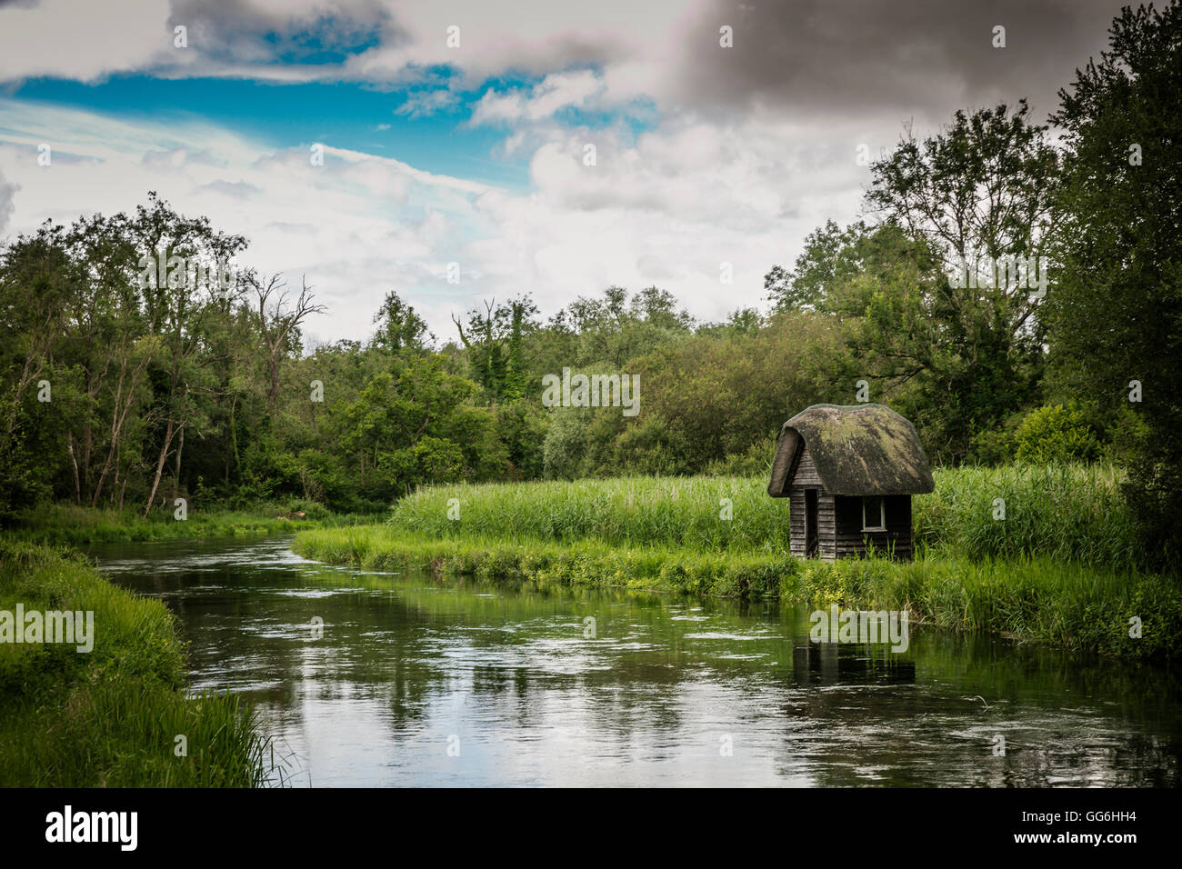 Fishing Hut, River Test, Leckford Estate, Hampshire, England, UK Stock Photo Alamy