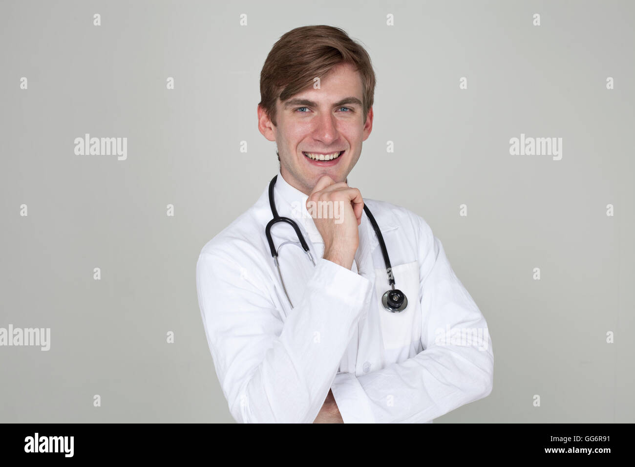 Young handsome doctor intern hi-res stock photography and images - Alamy