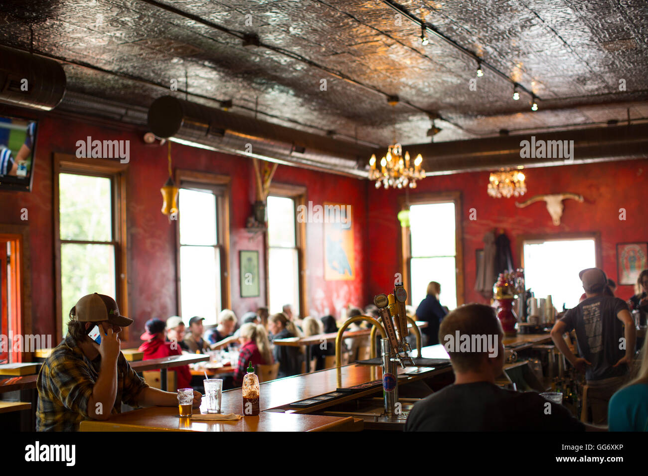 Restaurant and bar scene in Duluth Minnesota Stock Photo