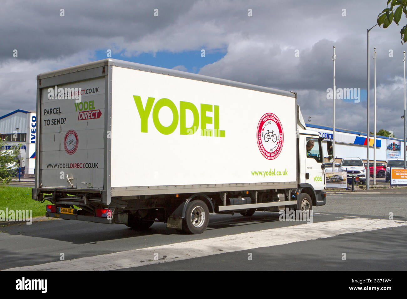 Yodel van driver hires stock photography and images Alamy