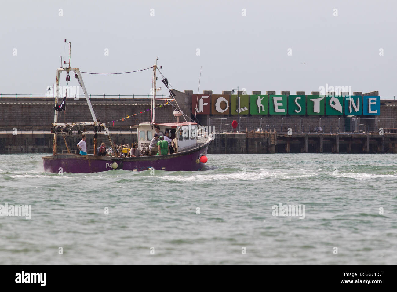 Folkestone trawler race hi-res stock photography and images - Alamy